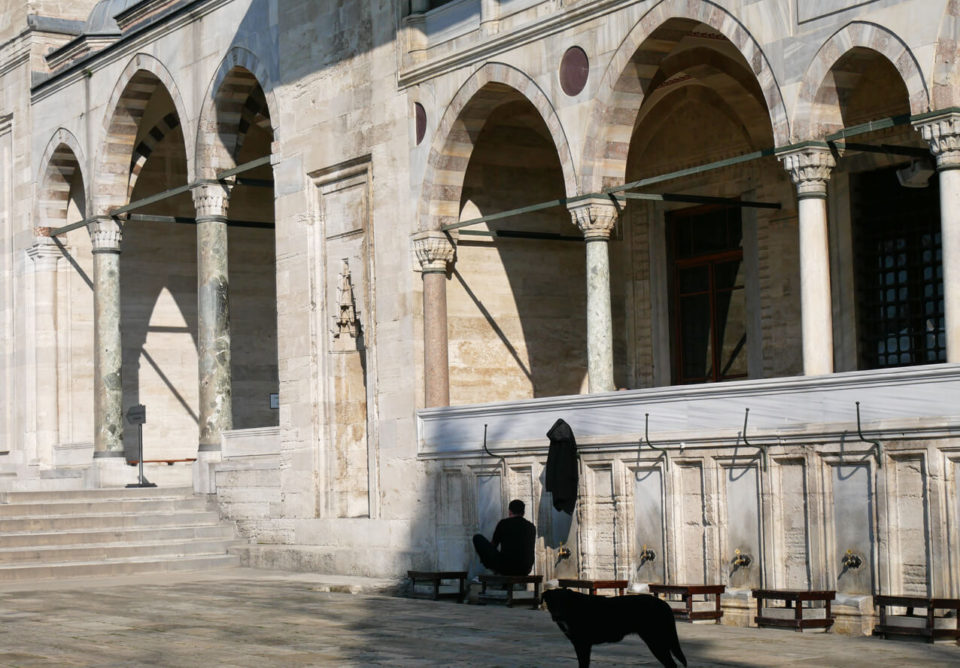 süleyman moschee waschen