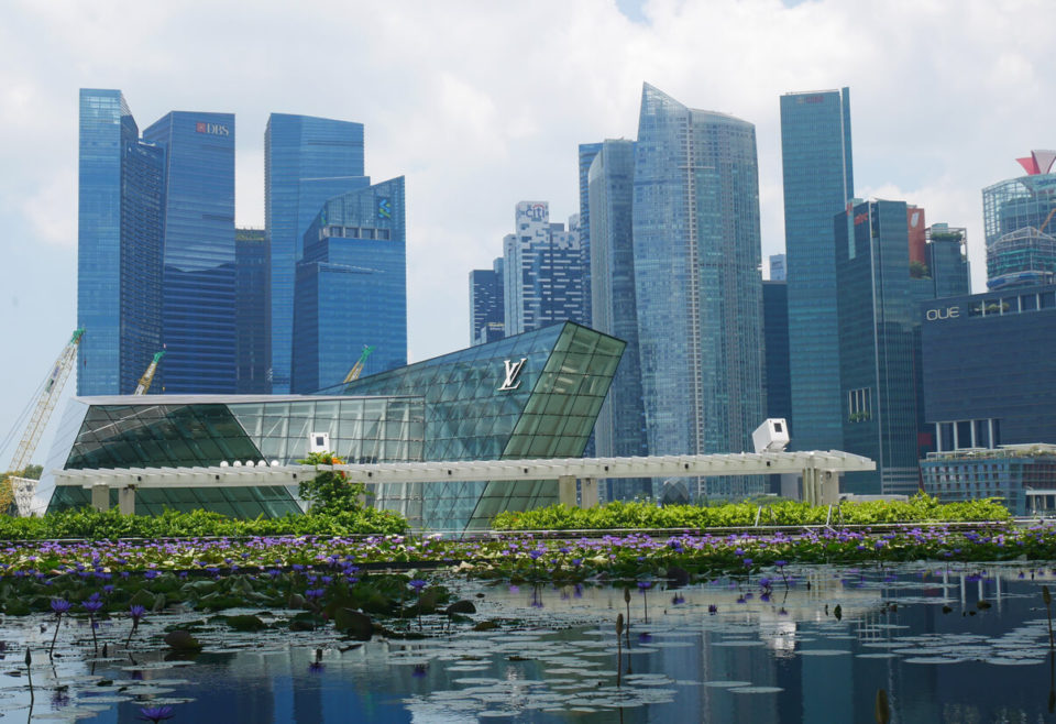 singapore marina bay skyline